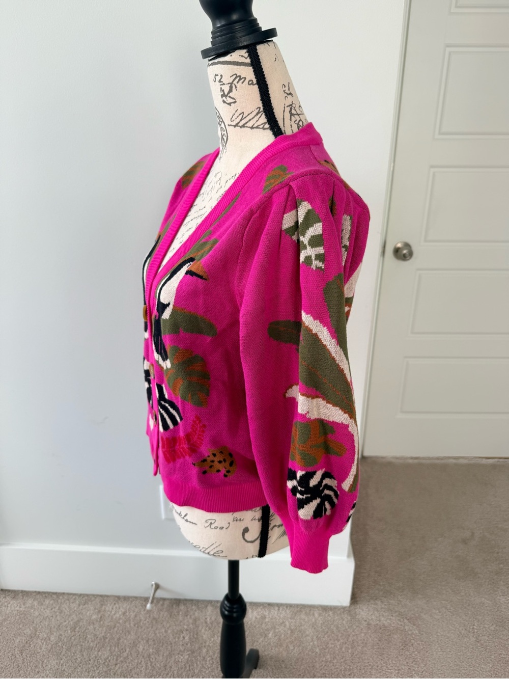 FARM Rio Tropical Toucan Print Cardigan Sweater Size M - Picture 4 of 9